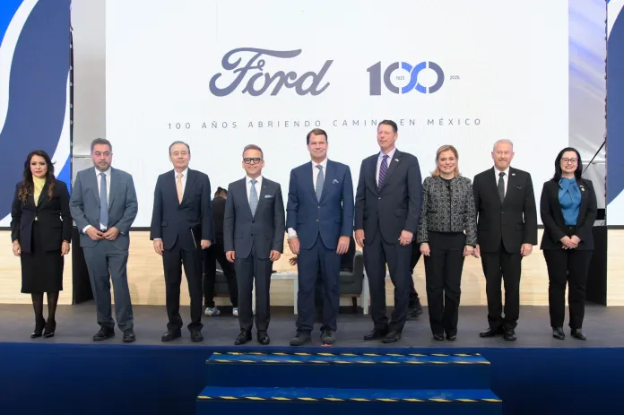 Chihuahua celebra el centenario de Ford con un compromiso renovado
