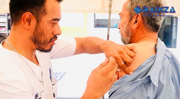 Gran respuesta ciudadana en módulos de vacunación