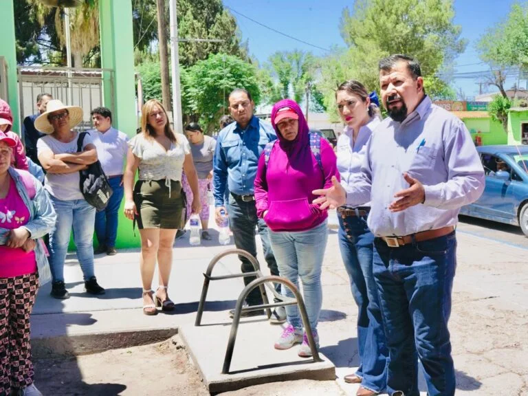 Arranca Fito Gardea programa de empleo temporal en Las Varas
