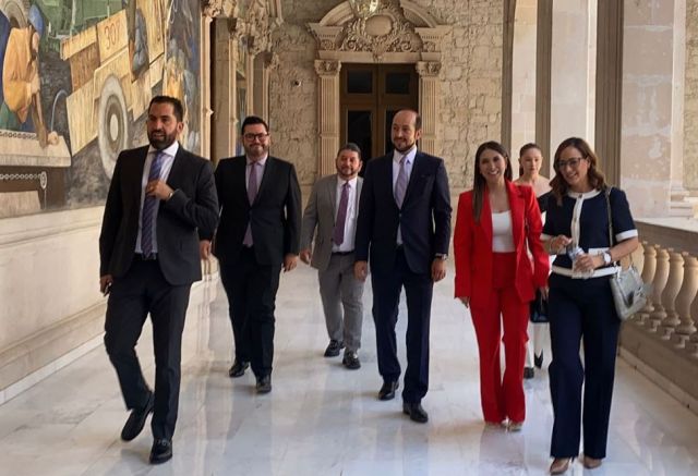 Se reúne Maru con jueces y magistrados electos en Palacio de Gobierno