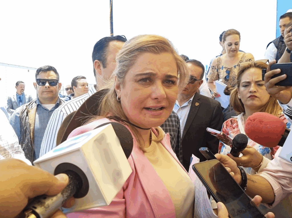 Se reunirán Maru Campos e integrantes de la CMIC