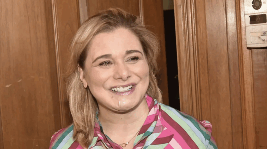 Analiza Maru Campos junto a su gabinete avance de los proyectos prioritarios para Chihuahua