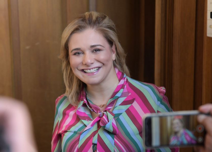 Confirma Maru que a su esposo le detectaron una afección en el pulmón