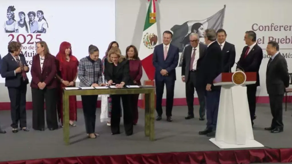 Firman Maru Campos y Claudia Sheinbaum acuerdo del Polo de Desarrollo Norte