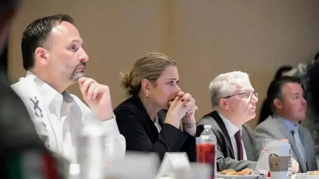 Encabeza Maru Campos mesa de seguridad en Juárez