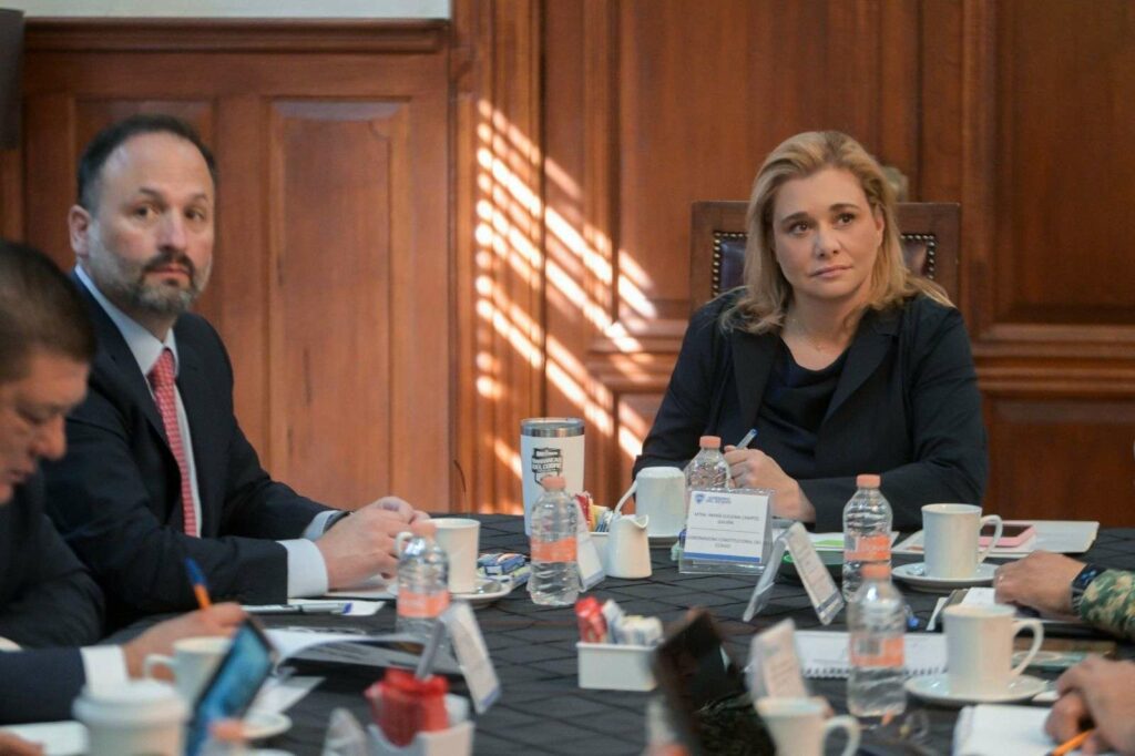 Refuerza Gobernadora coordinación para garantizar la paz en Chihuahua