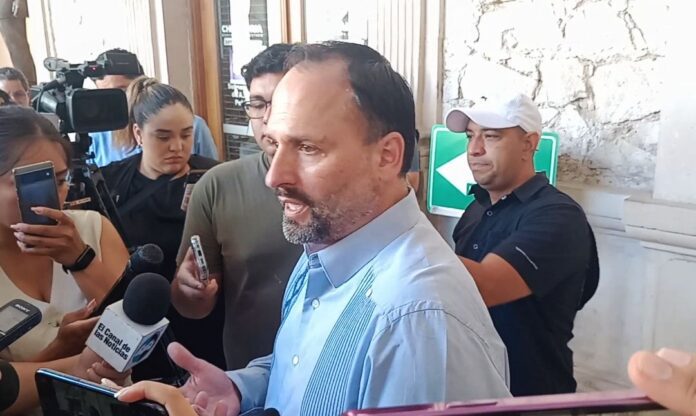 Politizan viajes de la gobernadora: De la Peña
