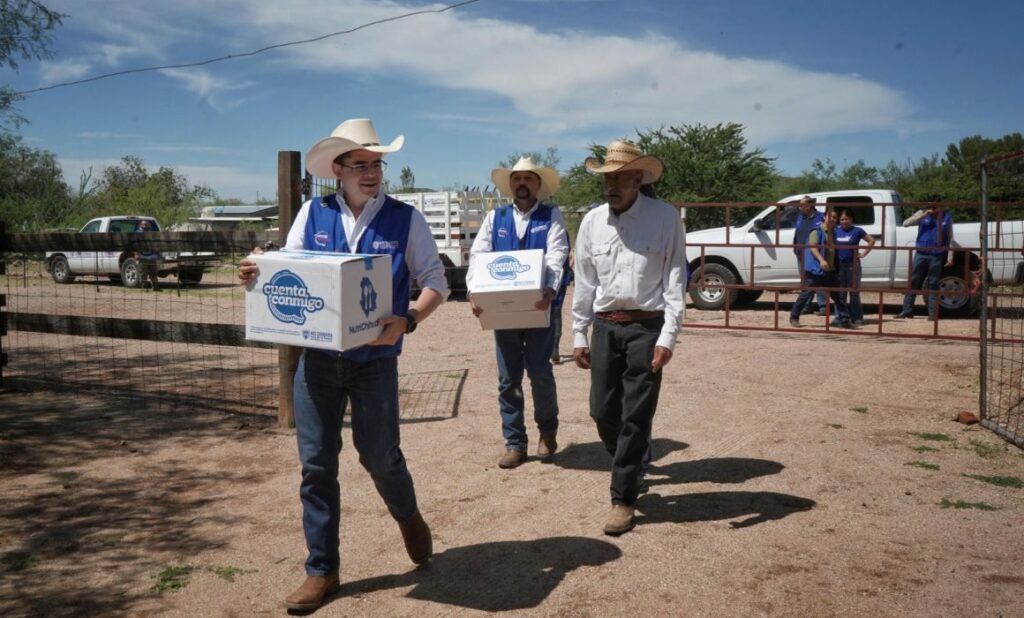 Entregan apoyo alimentario a 440 personas