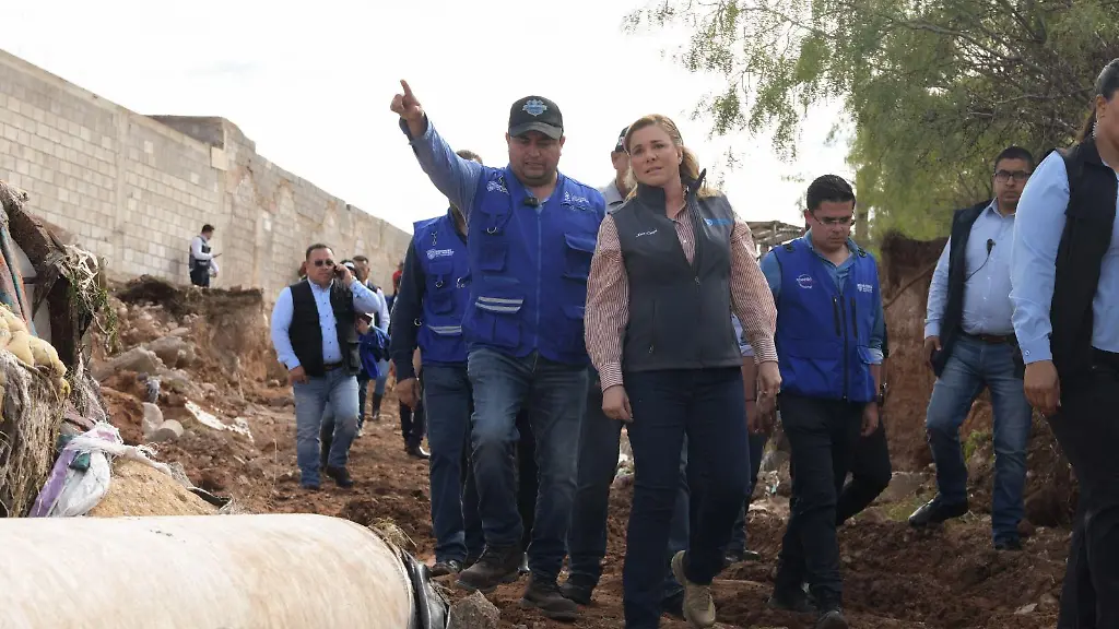 Recorre Maru Campos colonias afectadas por lluvias al norte de la ciudad de Chihuahua
