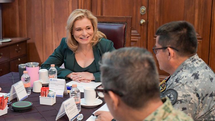 Centro de mando avanzado para Juárez, acuerdan Maru y GN