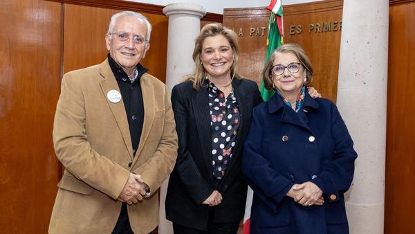 LA GOBERNADORA MARU CAMPOS SE REUNIÓ CON EL ALCALDE BETO PEREZ