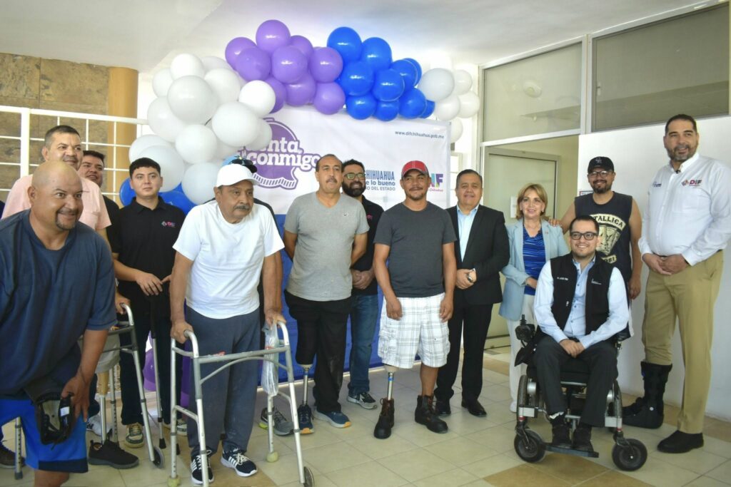 Entrega DIF Estatal prótesis de pierna a personas con discapacidad en tres municipios