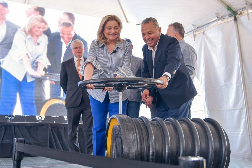 Maru Campos inaugura el Colector Norzagaray en beneficio de 250 mil juarenses