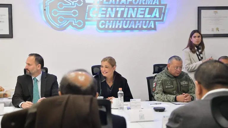 Trabaja la Gobernadora Campos Galván el tema de migración en Chihuahua