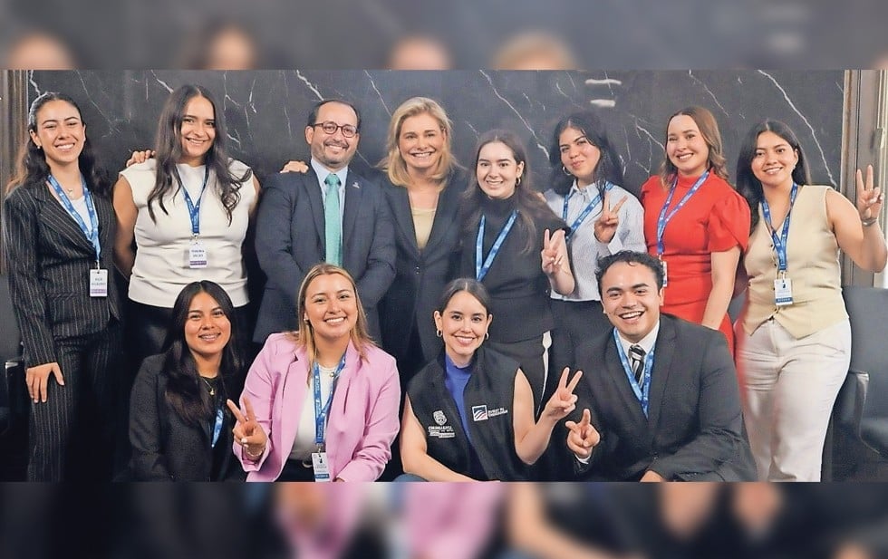 Recibe Maru a 9 estudiantes ganadores de Formación Profesional en Washington