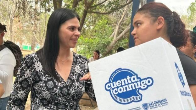 Reciben madres juarenses kits de bienvenida