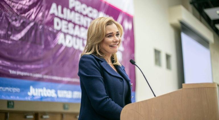 Maru se mantiene entre las gobernadoras mejor evaluadas