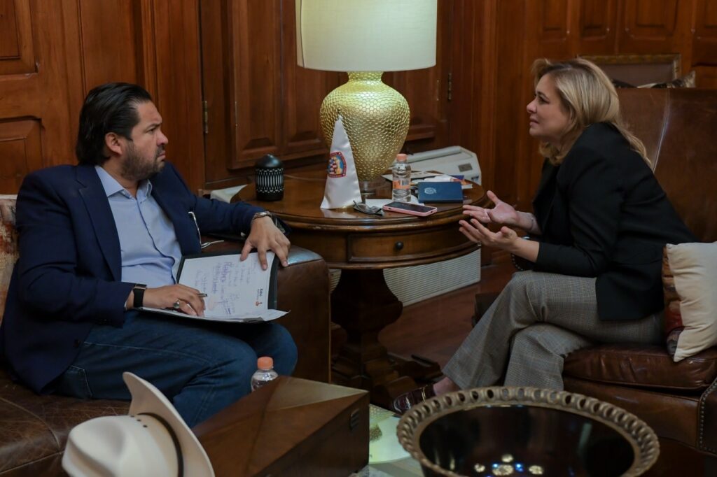 #Estado | Se reúne gobernadora Maru campos con presidente de la UGRCH