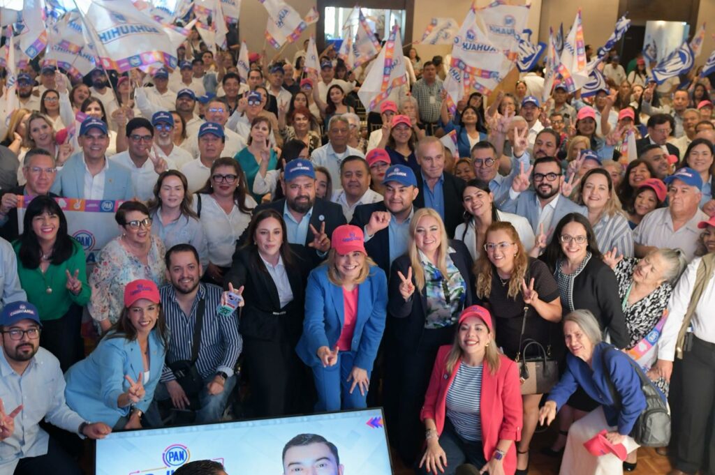 Asiste Maru Campos a Asamblea Municipal del PAN en Ciudad Juárez