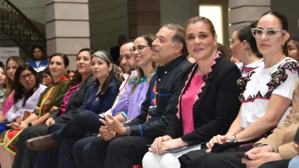 Estoy dedicada a trabajar en Chihuahua: Maru Campos tras ser vista como carta fuerte para 2030