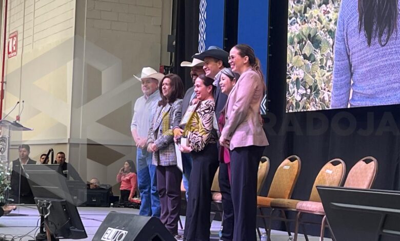 Reconoce Bonilla a mujeres rurales por su liderazgo productor