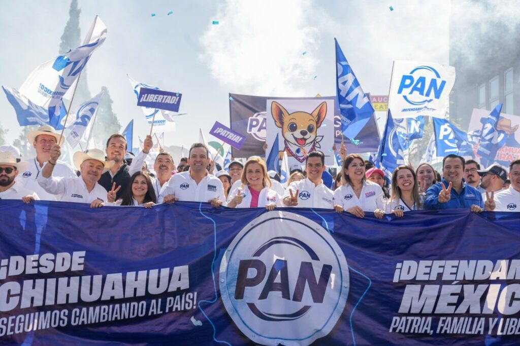 PAN Chihuahua realiza marcha “por la defensa de México” y reafirma su compromiso con la libertad y la democracia