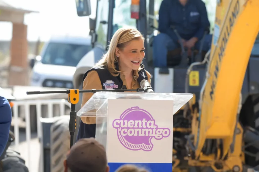 #Chihuahua | Encabeza gobernadora obra de agua potable en la colonia Vista Hermosa