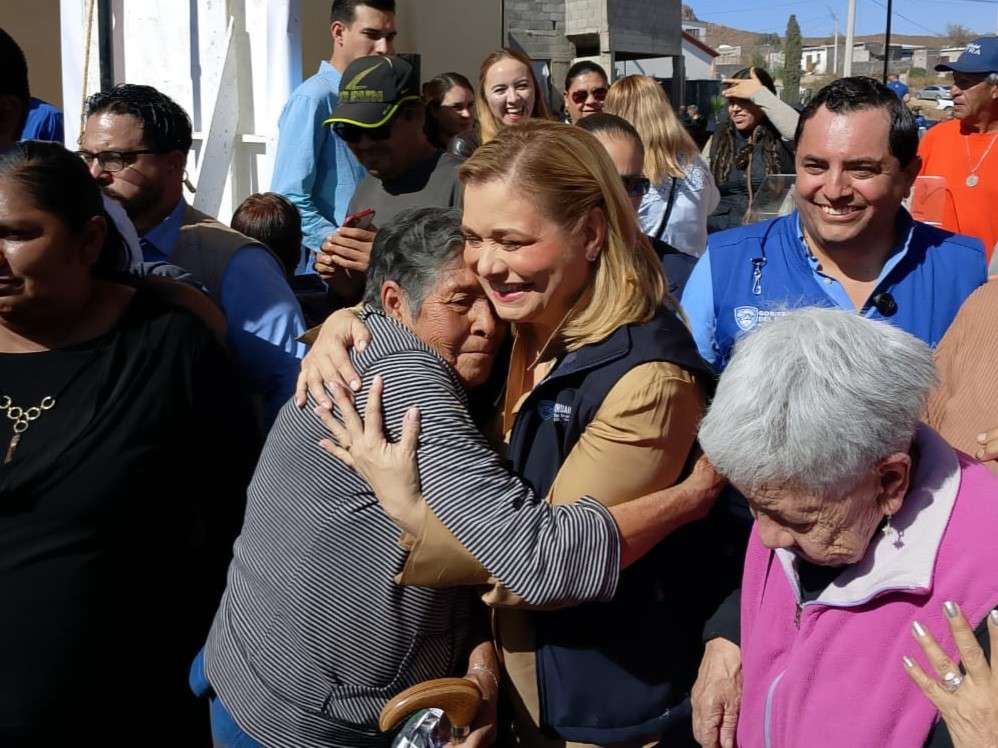 Benefician a 350 familias con obra de agua potable en colonia Vista Hermosa