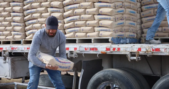 Entrega Coesvi 375 toneladas de cemento para apoyar familias chihuahuenses en seis municipios