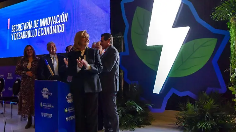 Sube el voltaje: Cierra Foro-Expo Energía con asistencia récord