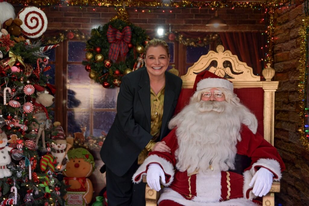 Expresa Maru Campos llamado a la paz y unidad rumbo a 2026