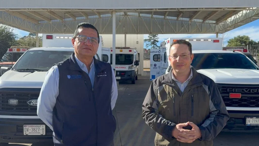 Recibió Guachochi ambulancias de Gobierno del Estado
