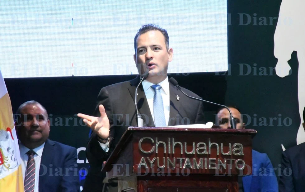 Felicita Bonilla a ganadores de la 39 edición del Teporaca 2025