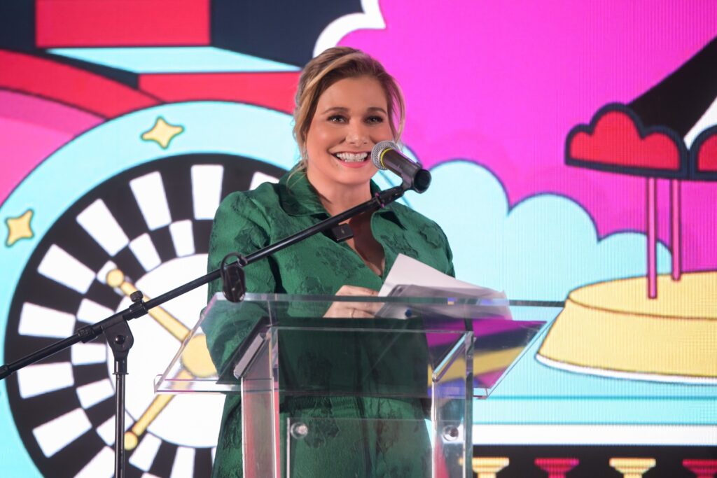 Maru Campos llama a la unidad nacional y destaca fortaleza industrial en la presentación de la Feria de San Marcos