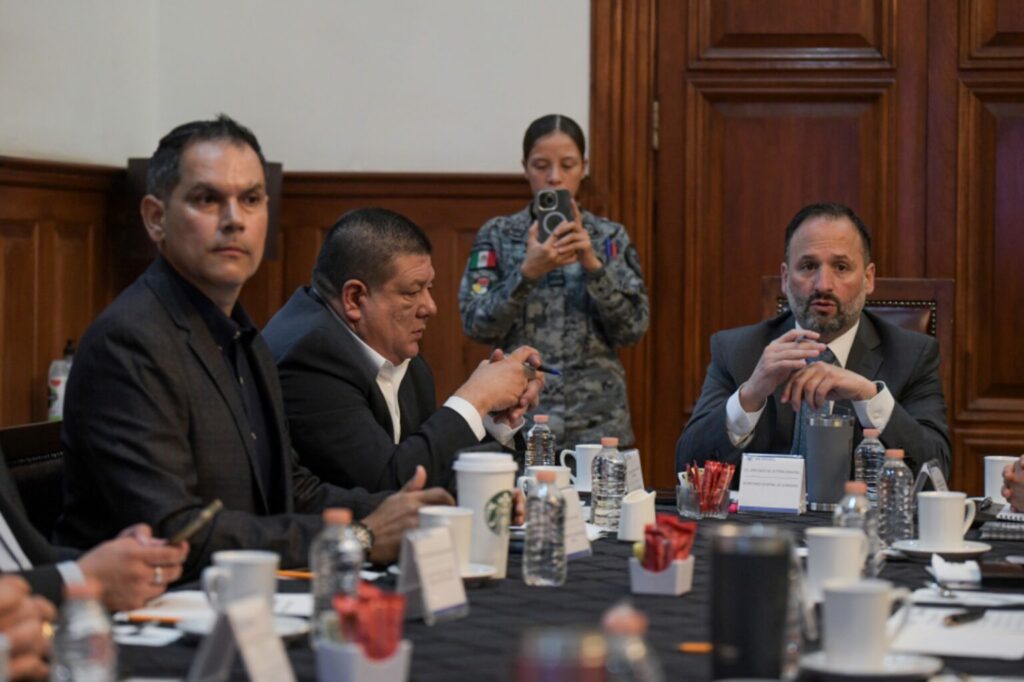 Celebran en Palacio de Gobierno la reunión semanal de la Mesa de SeguridadCelebran en Palacio de Gobierno la reunión semanal de la Mesa de Seguridad