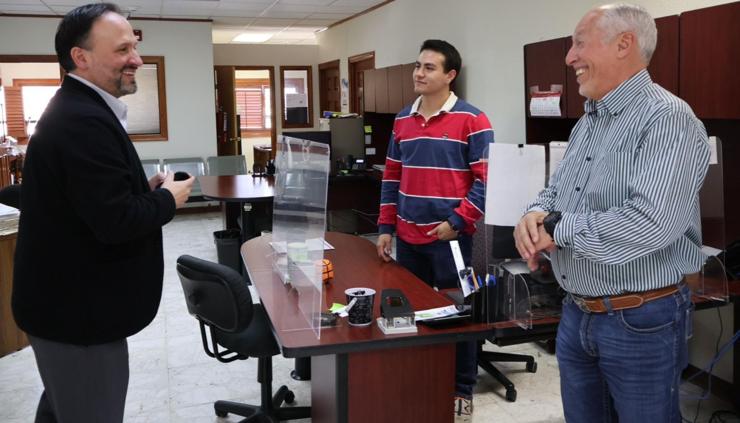 Supervisa De La Peña atención ciudadana en la Subsecretaría