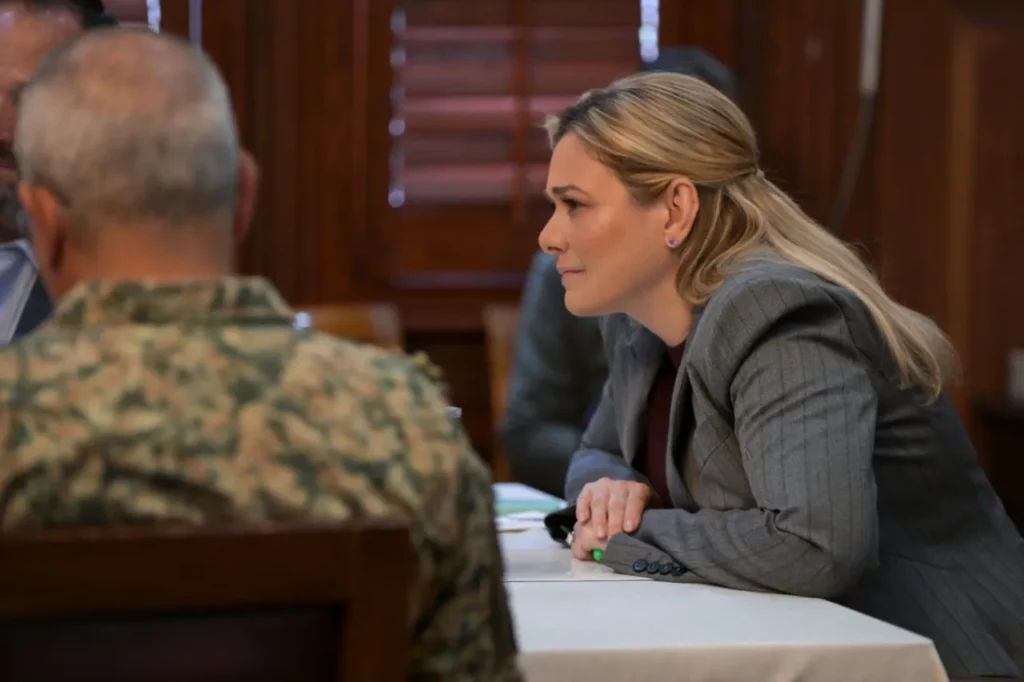 ¡Se quedan todos donde están!: Maru Campos descarta cambios en su gabinete rumbo al 2027