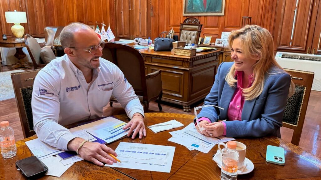 Supervisa Maru Campos avances en salud y expansión de MediChihuahua en Chihuahua