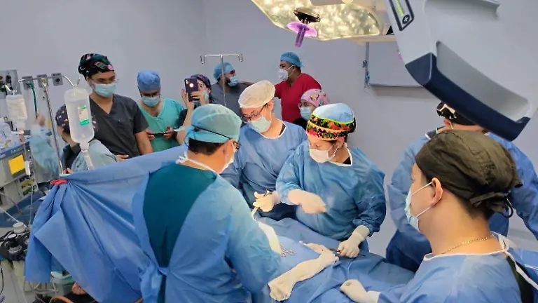 Cada vez más chihuahuenses son atendidos en MediChihuahua: Maru Campos