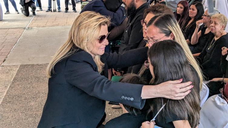 “Les debemos gratitud”: Maru despide a director y agente de la AEI