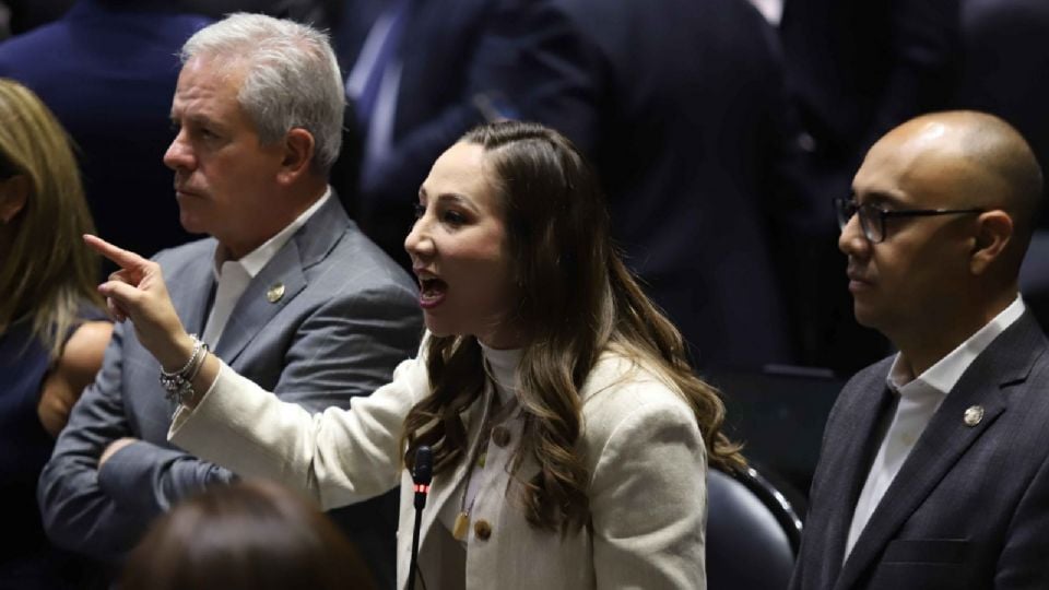 ‘Politiquería barata’, la marcha contra Maru Campos, dice diputada panista