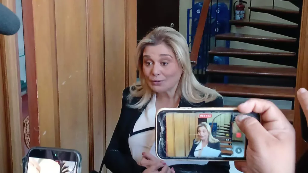 Maru Campos esperará conclusión de investigaciones para definir titular de la FGE
