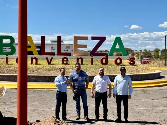 SIGUEN LLEGANDO RESULTADOS A BALLEZA: ARRANCAN OBRA DE CONCRETO HIDRÁULICO EN ACCESO PRINICIPAL