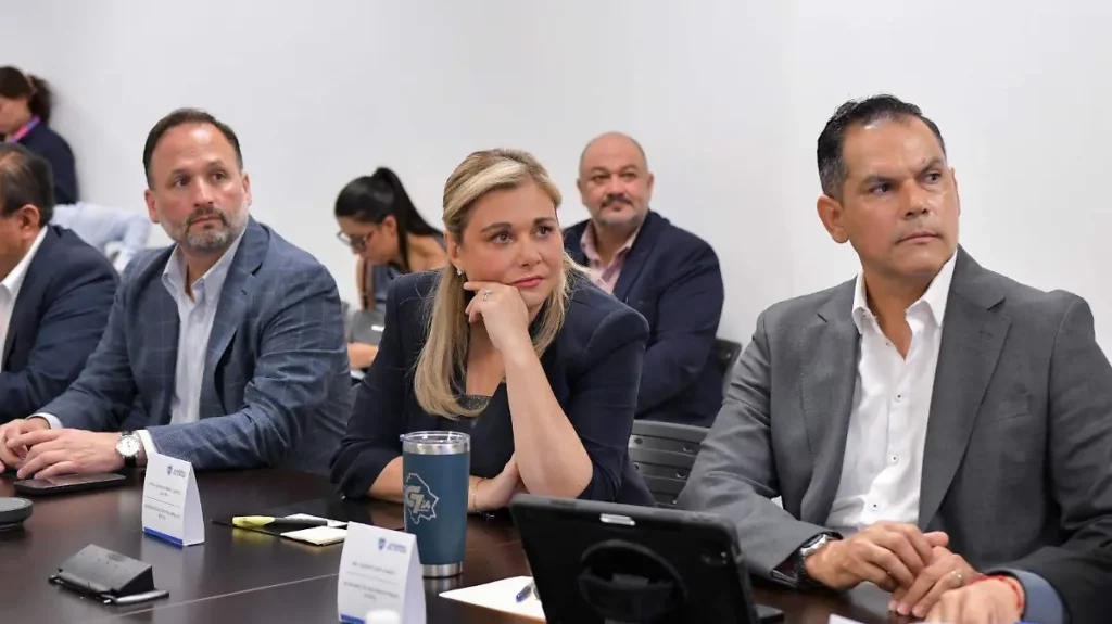 Encabeza Maru Campos reunión de seguridad; reportan disminución de homicidios y feminicidios en Juárez
