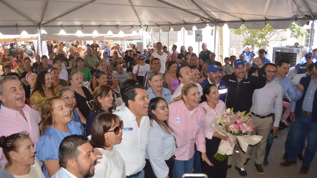 Entrega Maru Campos 30 patrullas y arranca obras en Delicias