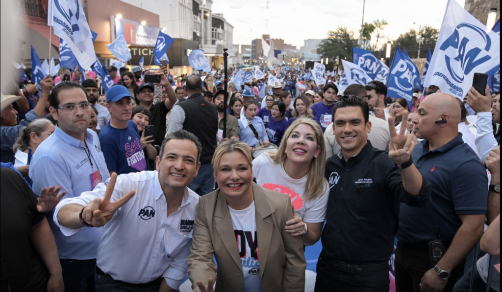Llega Maru Campos a Toma de Protesta de Bonilla